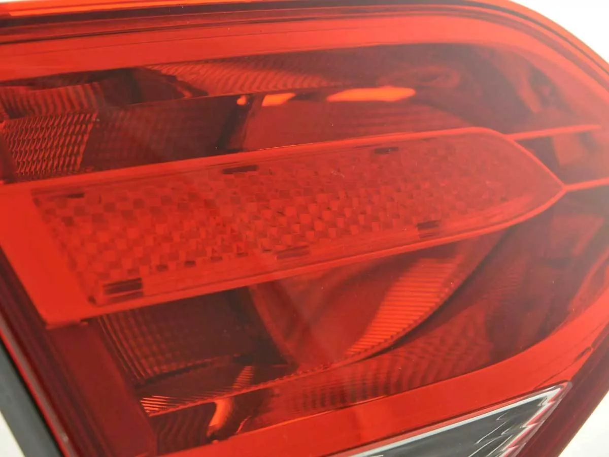 Verschleißteile Rückleuchte links Audi A4/S4 Limousine Typ 8K Bj. 07- rot/klar