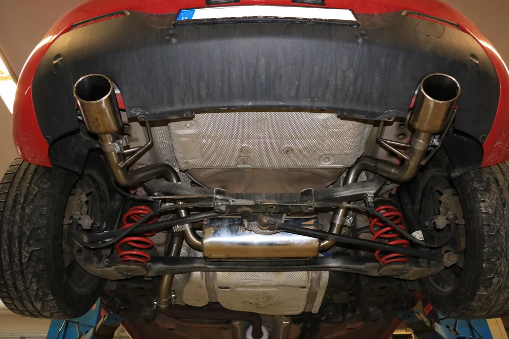 Opel Astra J GTC  Endschalldämpfer quer Ausgang rechts/links - 115x85 Typ 32 rechts/links