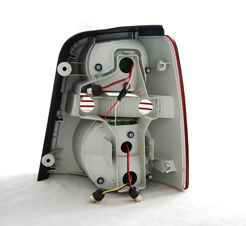Led Tail Lights Red White Fits Vw Touran 02.03-10
