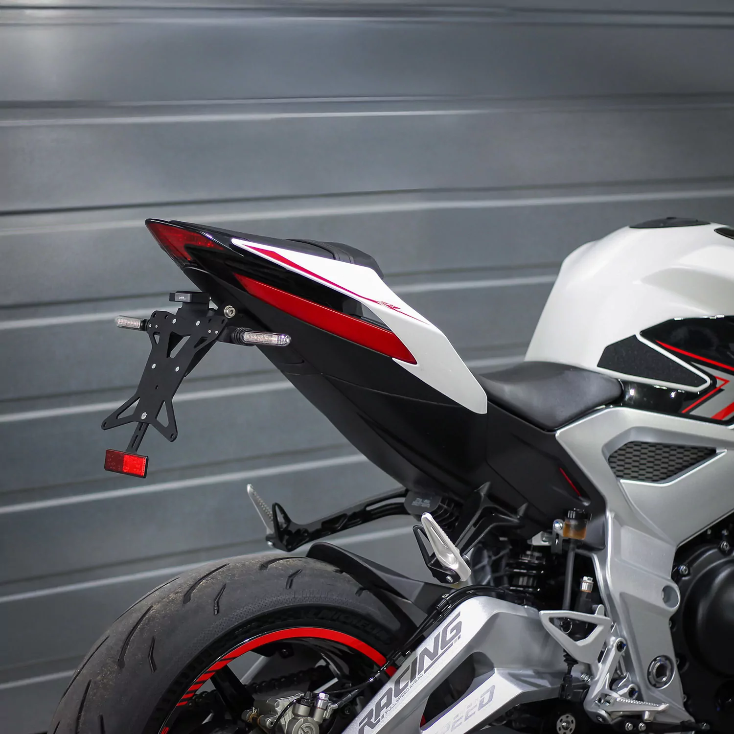 MG Biketec Kennzeichenhalter für Zontes 703 RR ab 2025