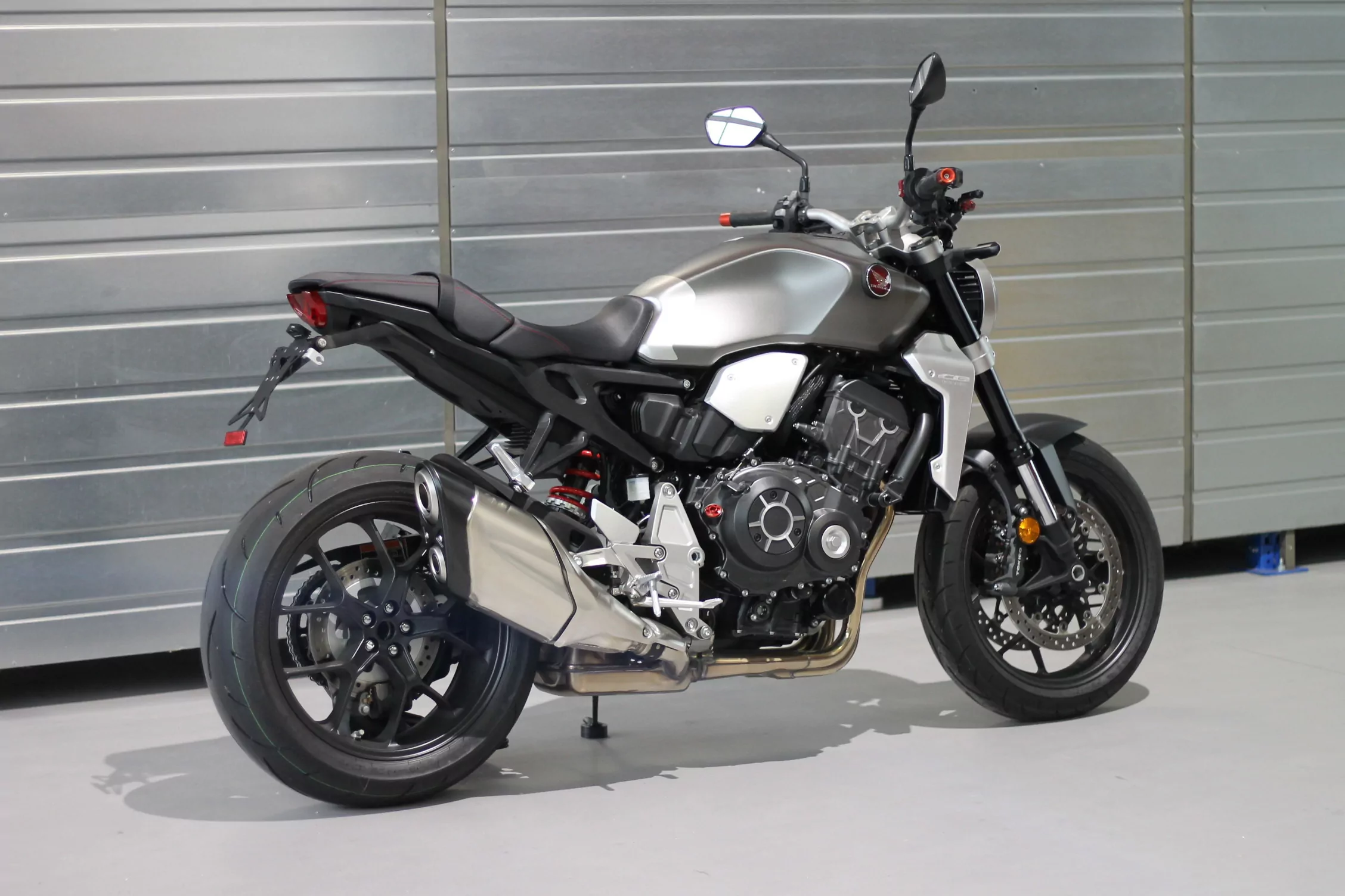 Kurzes Heck - Kennzeichenträger - Kennzeichenhalter für Honda CB 1000 R ab 2018