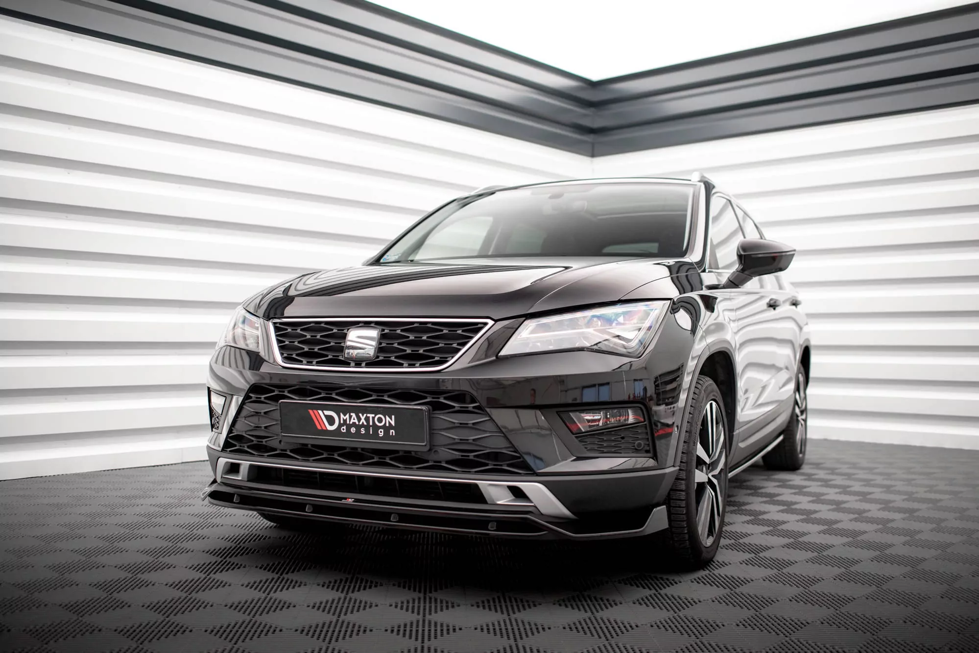 Front Ansatz Für Seat Ateca Mk1 Schwarz Hochglanz
