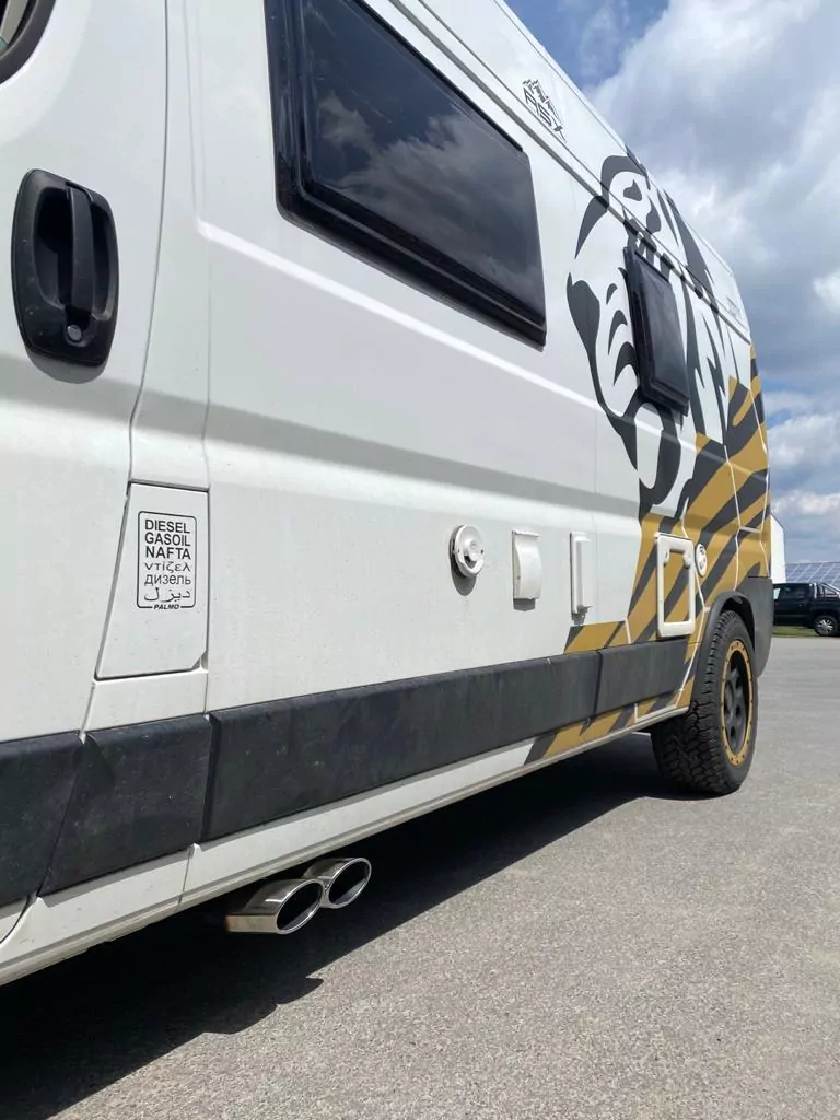 Fiat Ducato Wohnmobil  Endrohr Ausgang zur Fahrerseite - 2x115x85 Typ 38