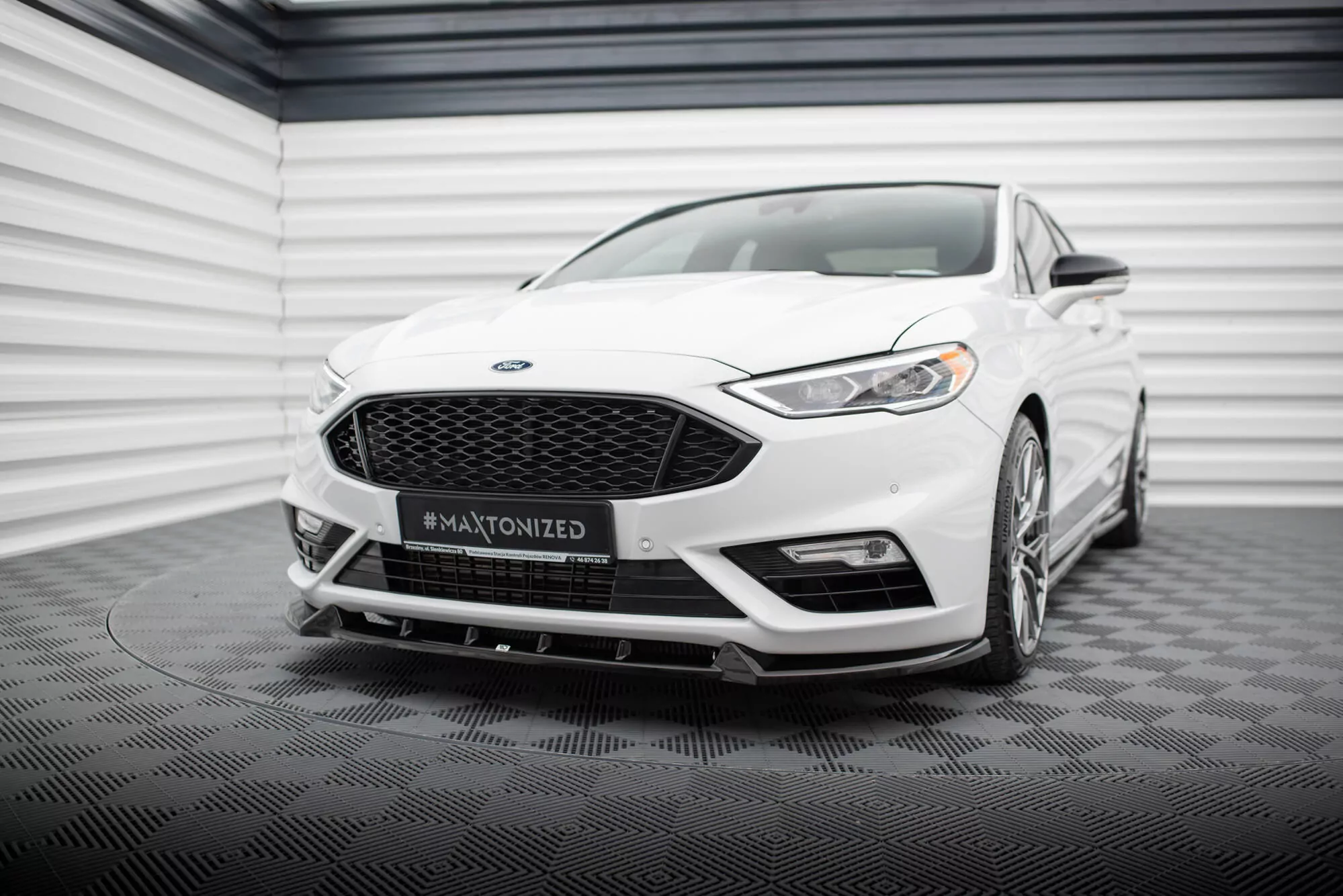 Front Ansatz Für Ford Mondeo Sport Mk5 Facelift / Fusion Sport Mk2 Facelift Schwarz Hochglanz