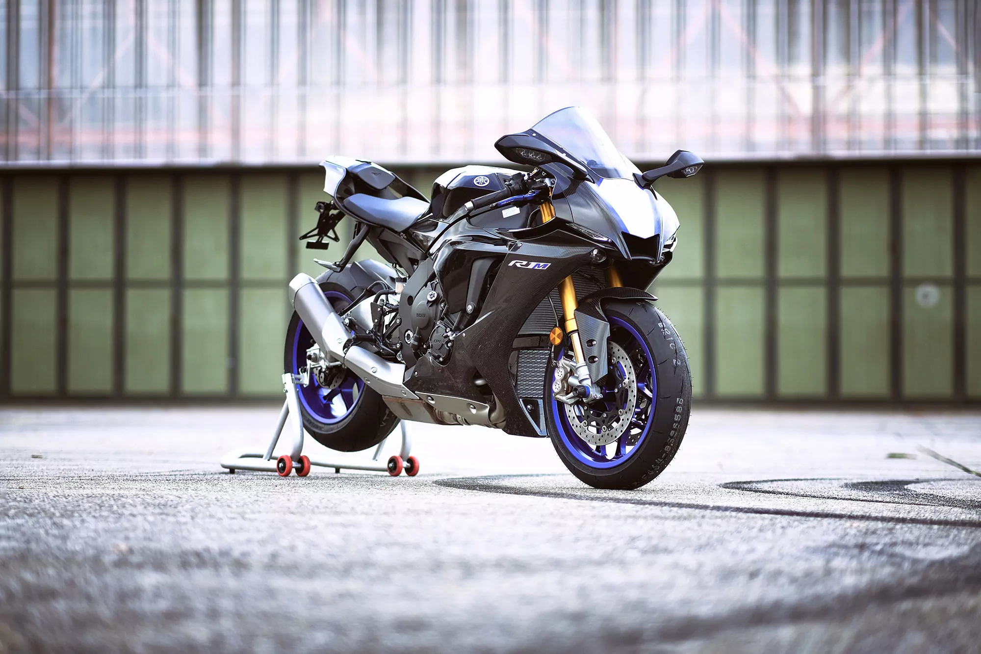 MG Biketec Sportfussrastenanlage / Rastenanlage / Fußrastenanlage mit ABE, gültig in D - A - CH für Yamaha YZF-R1 ab 2017-2019