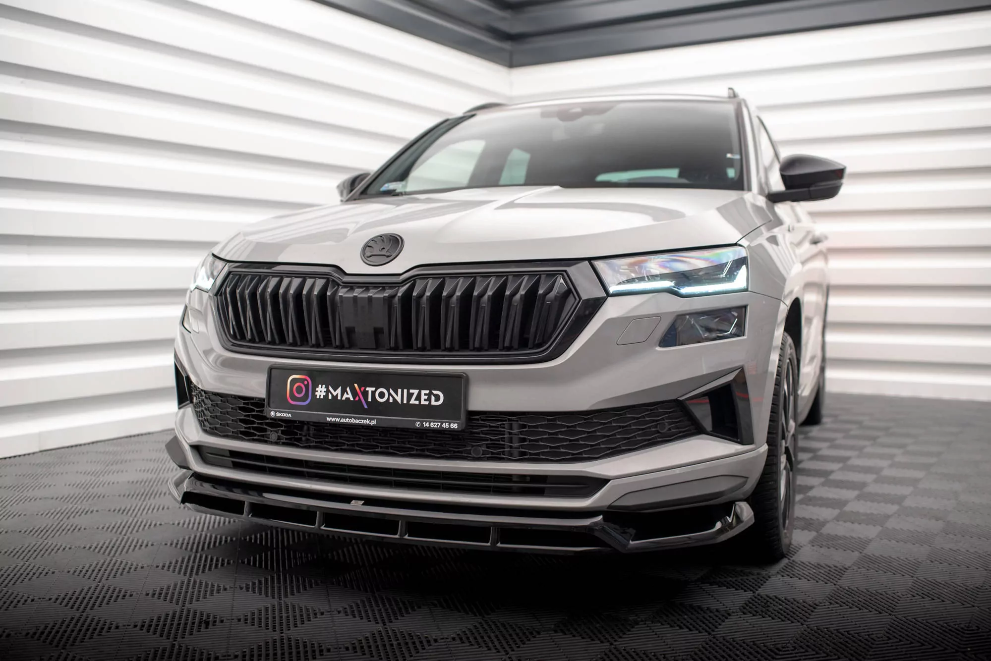 Front Ansatz Für Skoda Karoq Sportline Mk1 Facelift Schwarz Hochglanz