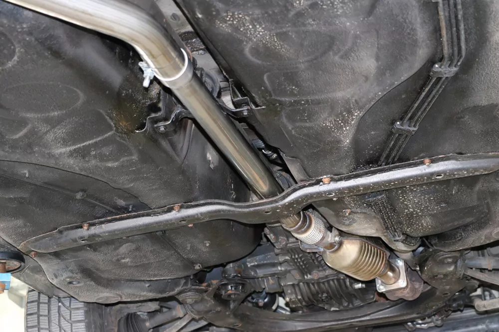 Audi 100 quattro Typ C3  Krümmerrohr mit 200-Zellen Katalysator