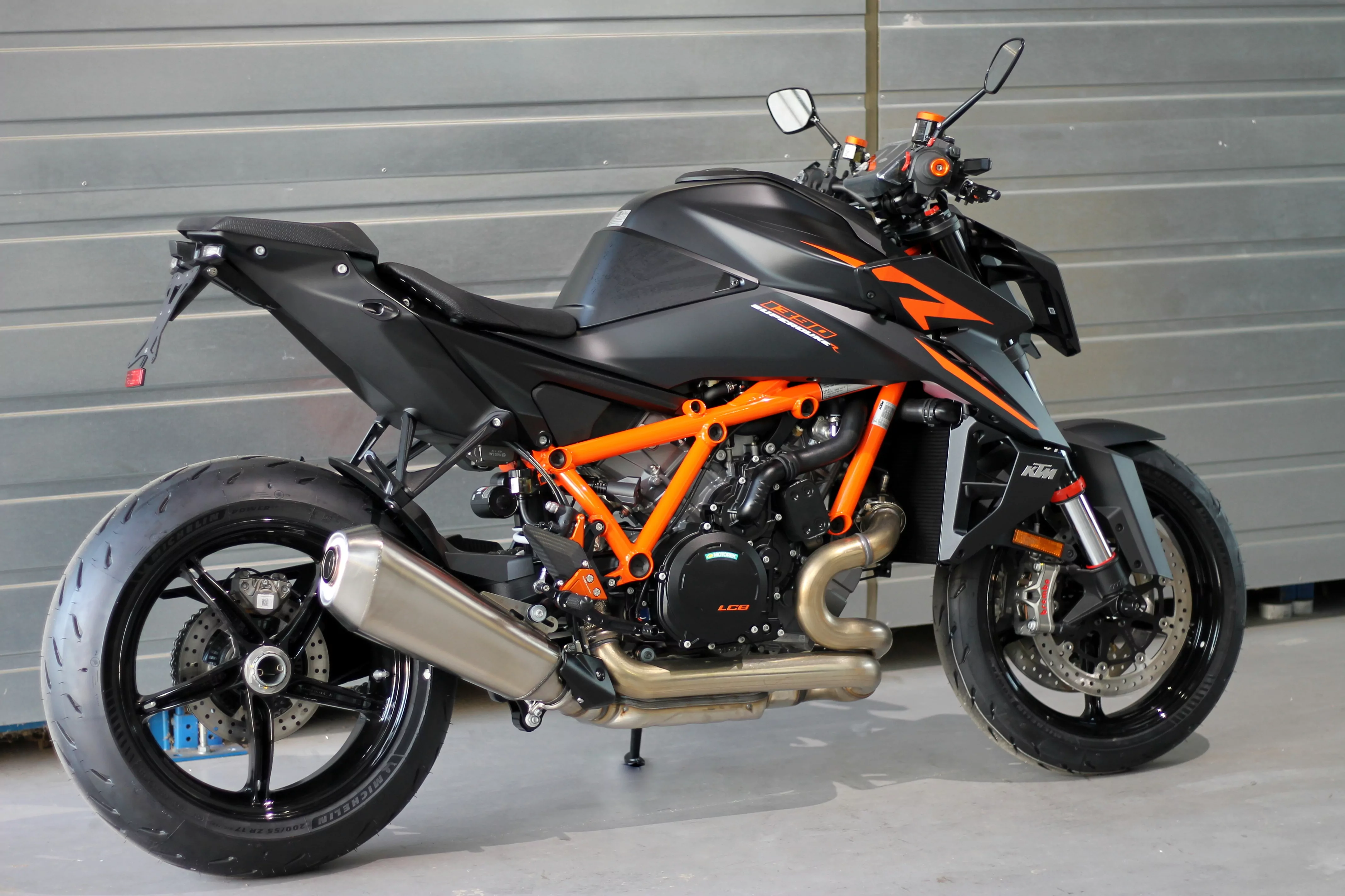 MG Biketec Kennzeichenhalter für KTM 1390 Super Duke R / EVO ab 2024