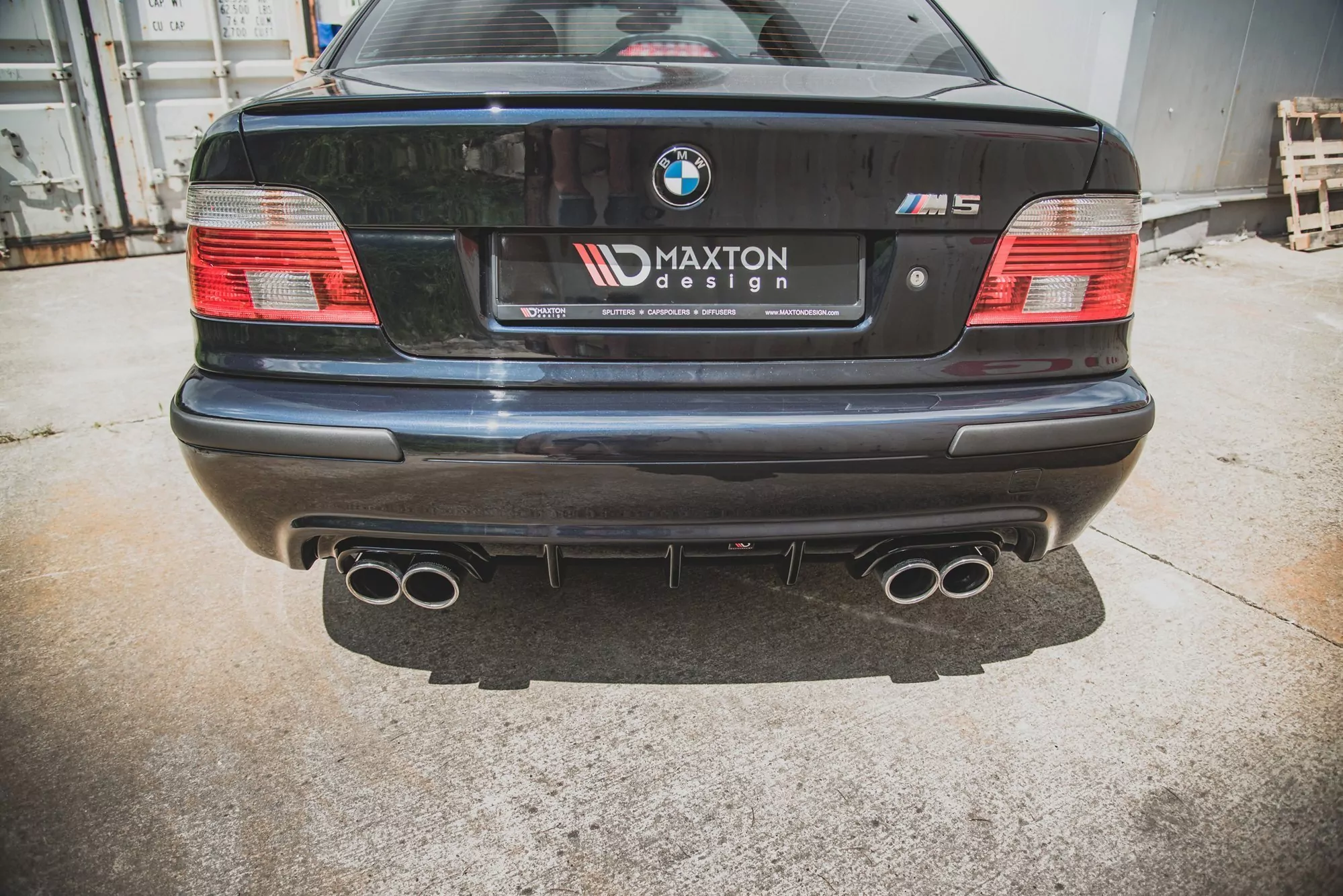 Diffusor Heck Ansatz Für BMW M5  / 5 M-Paket E39 Schwarz Hochglanz