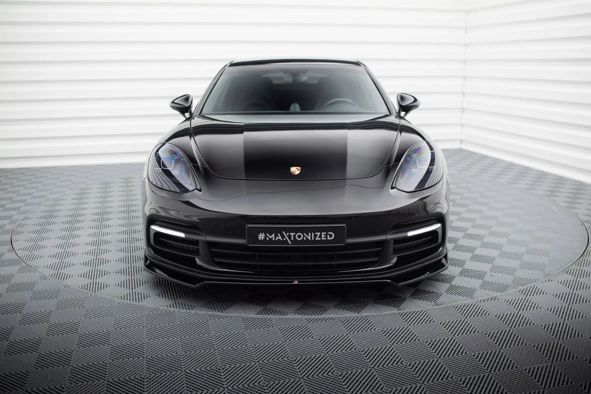 Front Ansatz V.2 Für Porsche Panamera E-Hybrid / Panamera 4S 971 Schwarz Hochglanz