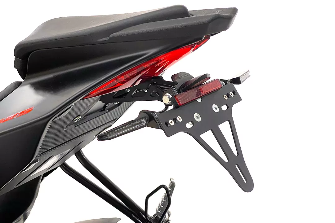 alpha Technik Kennzeichenhalter für Aprilia RS125 und Tuono 125 Typ XA Modelljahr 2021-