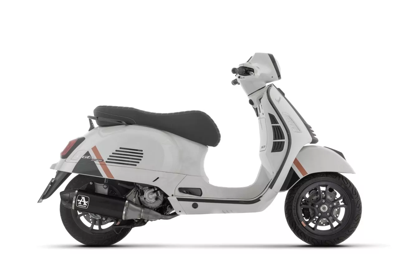 Arrow Urban Aluminium Schwarz PIAGGIO VESPA GTS 310 HPE 25-