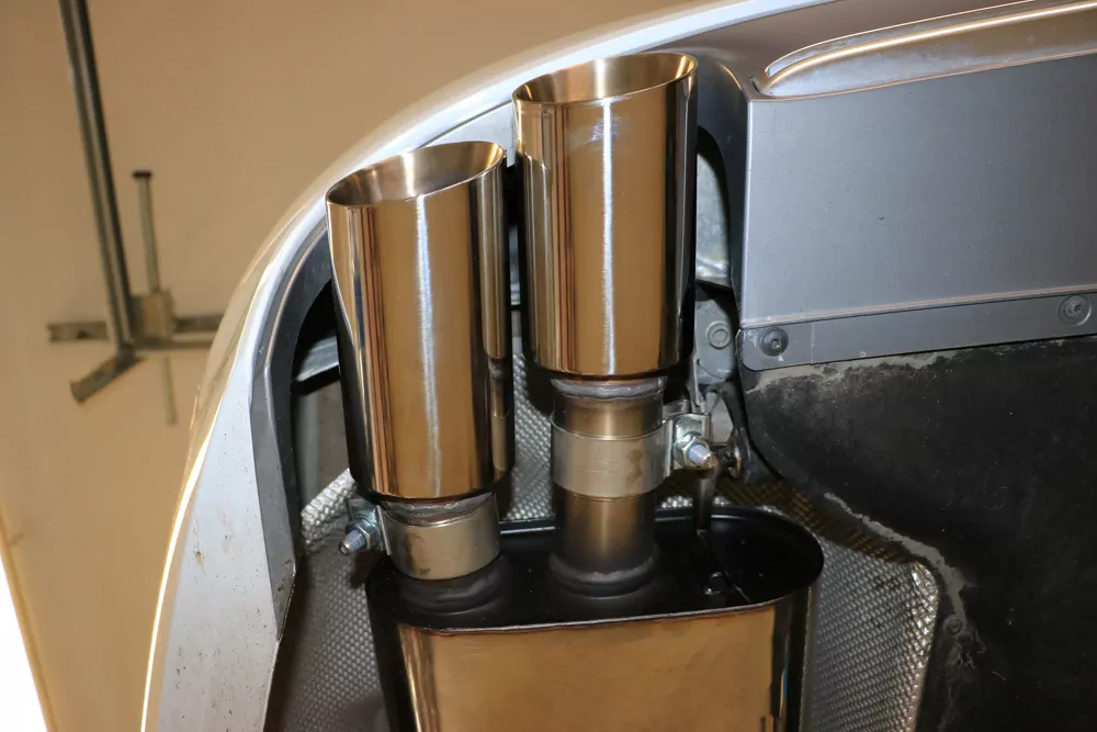 Audi S8 Typ 4H  Endschalldämpfer rechts/links zweiflutig - 2x90 Typ 25 rechts/links