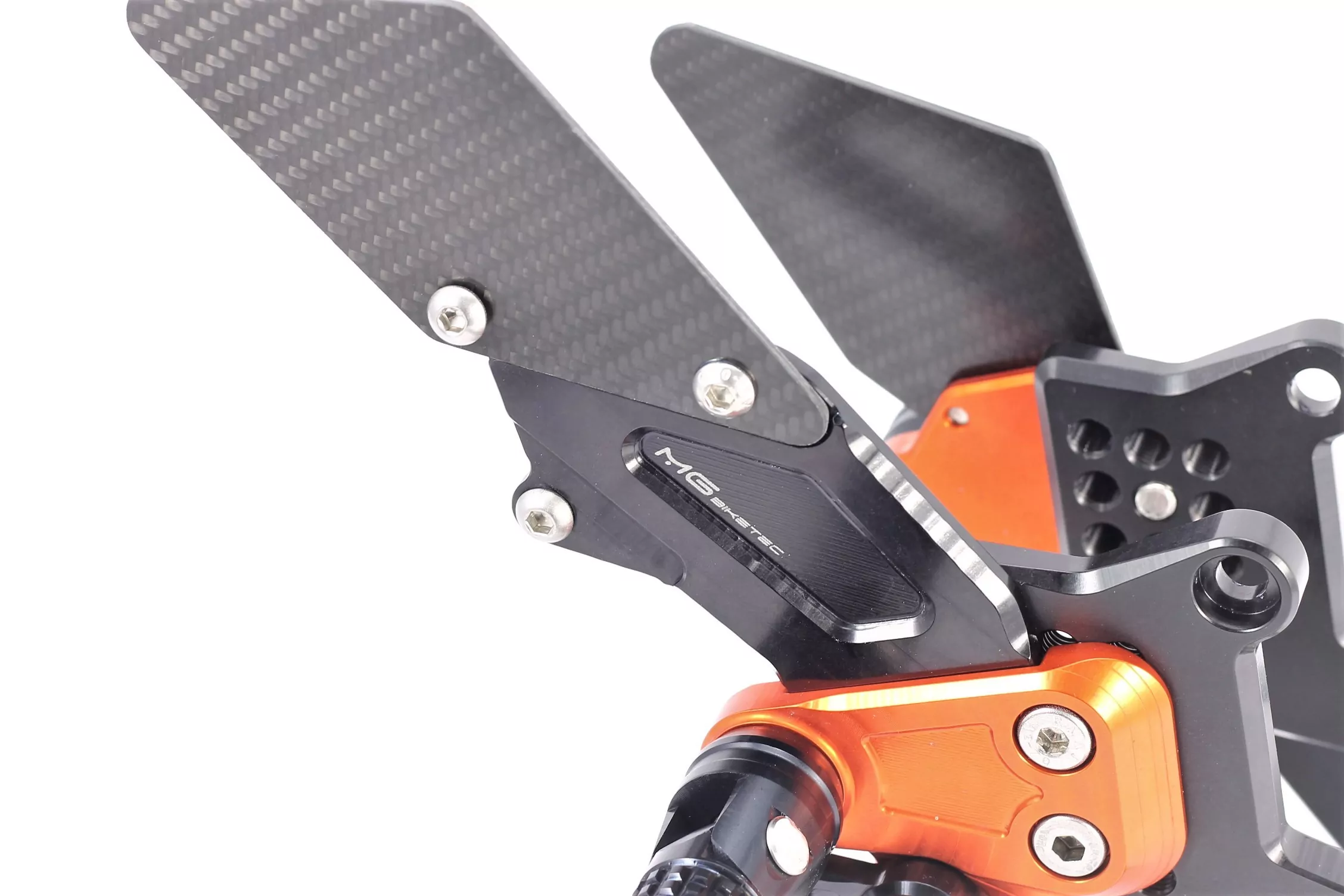 MG Biketec Sportfussrastenanlage / Rastenanlage / Fussrastenanlage mit ABE, gültig in D - A - CH für KTM 1290 Super Duke GT ab 2016-2020