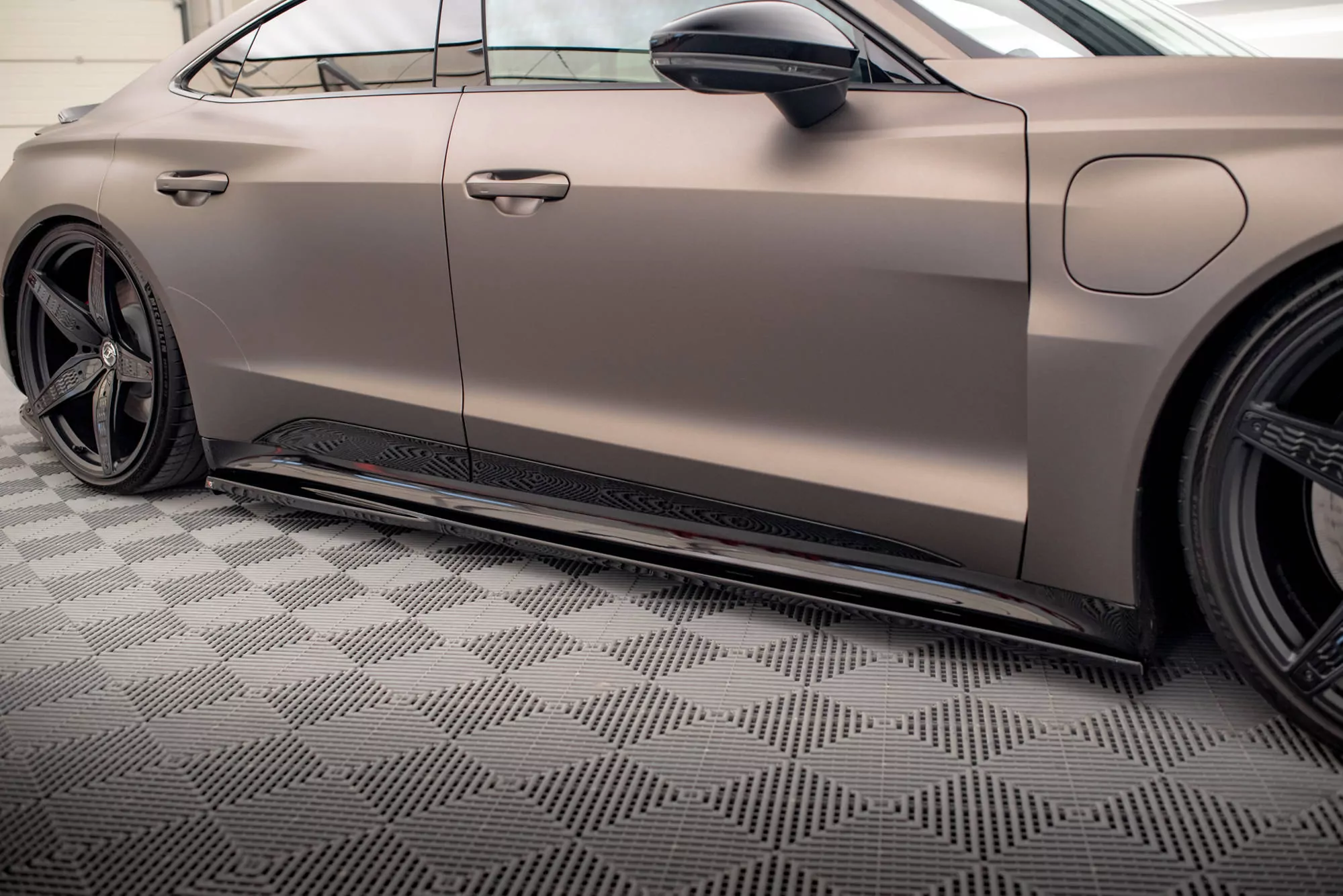 Seitenschweller Ansatz Für V.1 Für Audi E-Tron GT / RS GT Mk1 Schwarz Hochglanz