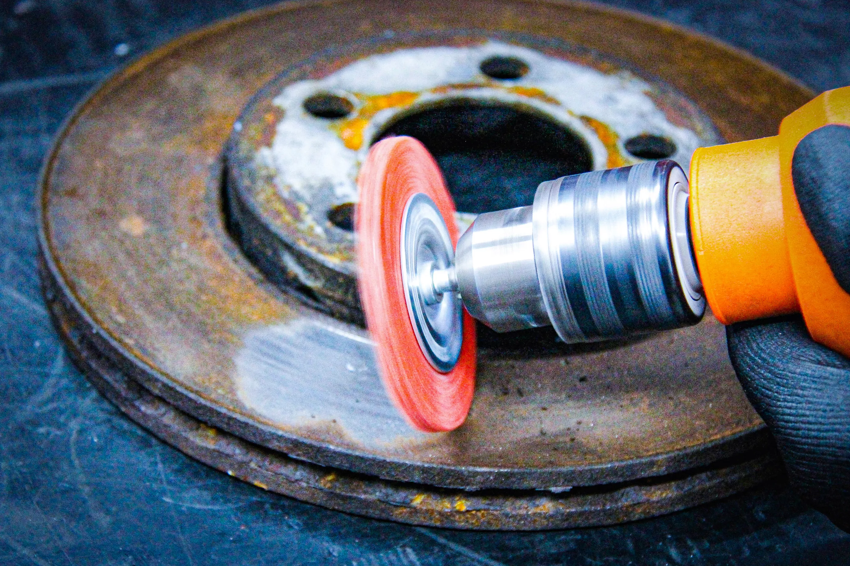 Nylonbürste | 100 mm | 6 mm Schaft