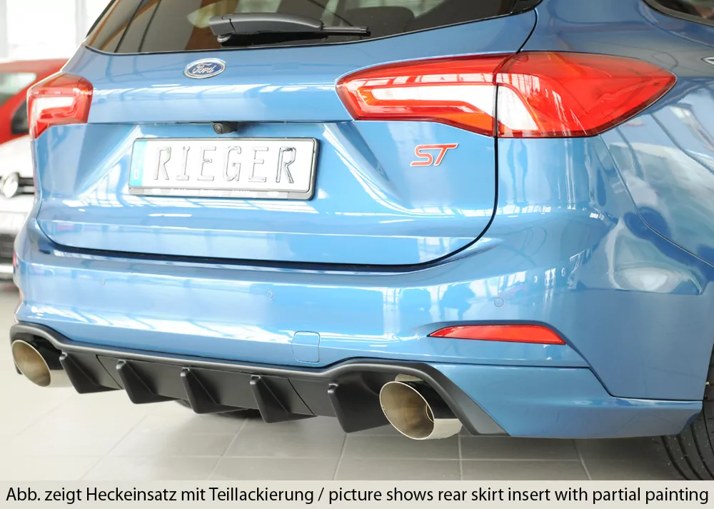 Rieger Heckeinsatz (für Fzg. mit AHK) matt schwarz für Ford Focus 4 ST (DEH) 5-tür. (Turnier) 04.22- (ab Facelift)