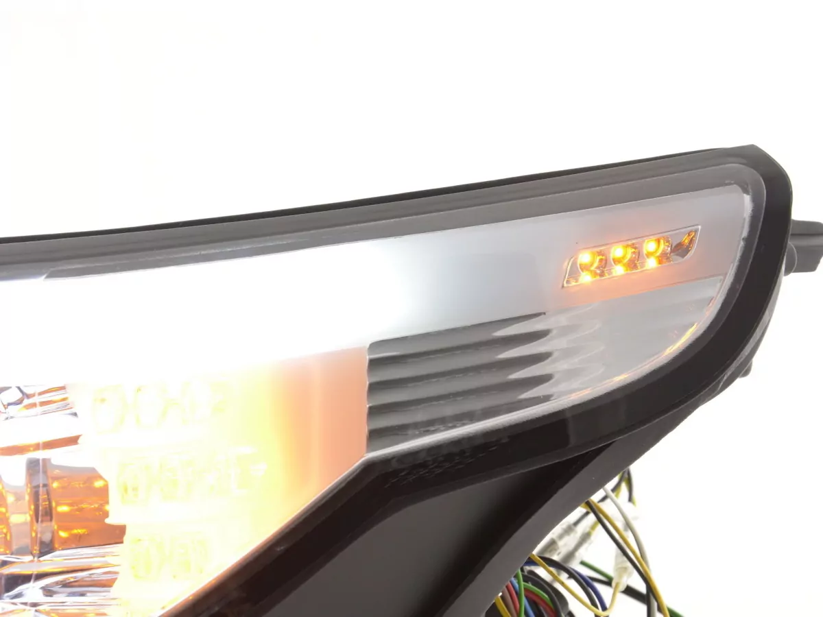 Scheinwerfer Set Xenon Angel Eyes CCFL BMW 5er E60/E61 Bj. 03-04 chrom für Rechtslenker