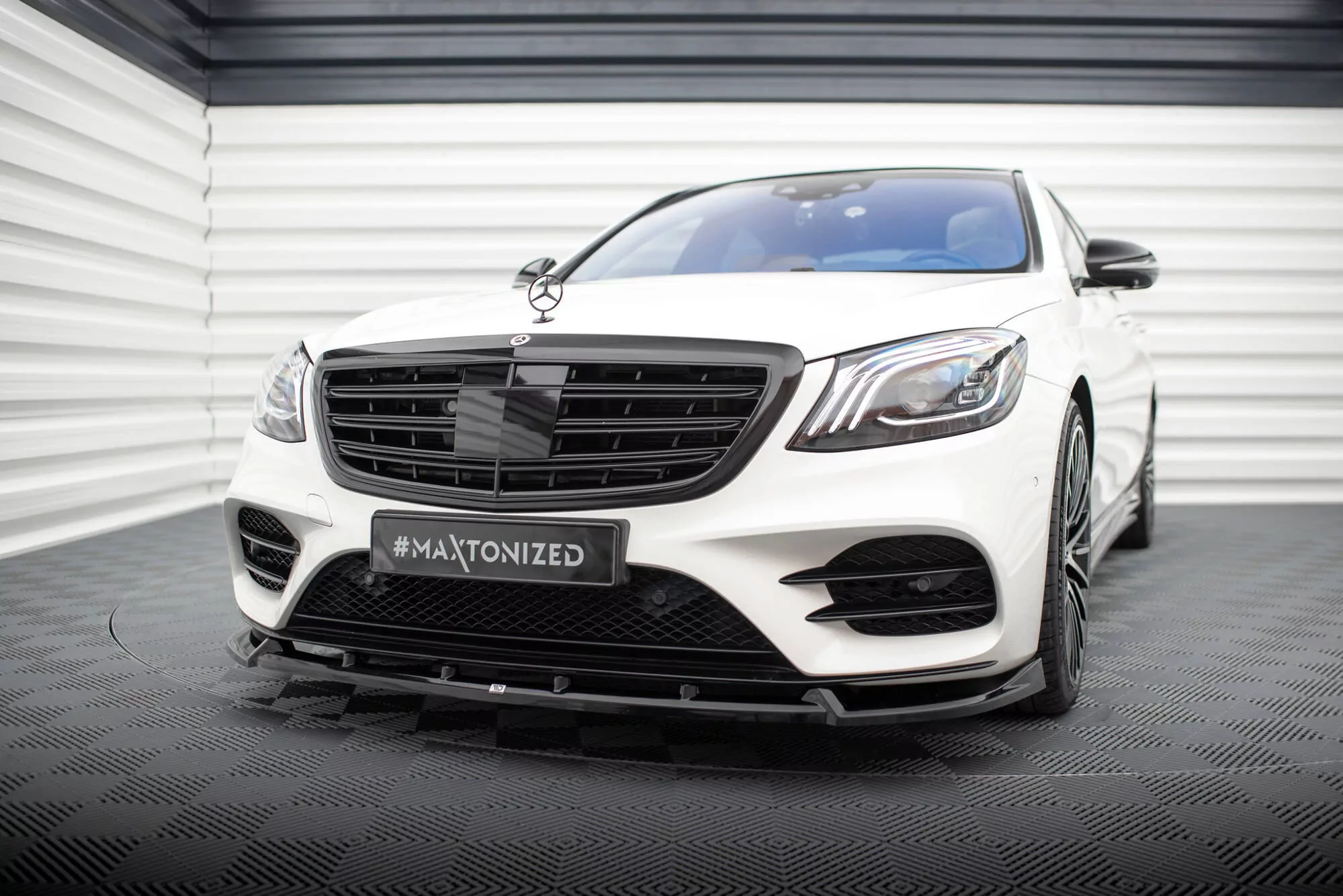 Front Ansatz V.2 Für Mercedes-Benz S AMG-Line W222 Facelift Schwarz Hochglanz