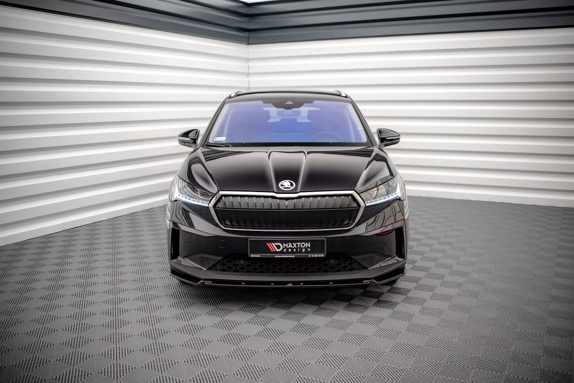 Front Ansatz V.2 Für Skoda Enyaq IV Schwarz Hochglanz