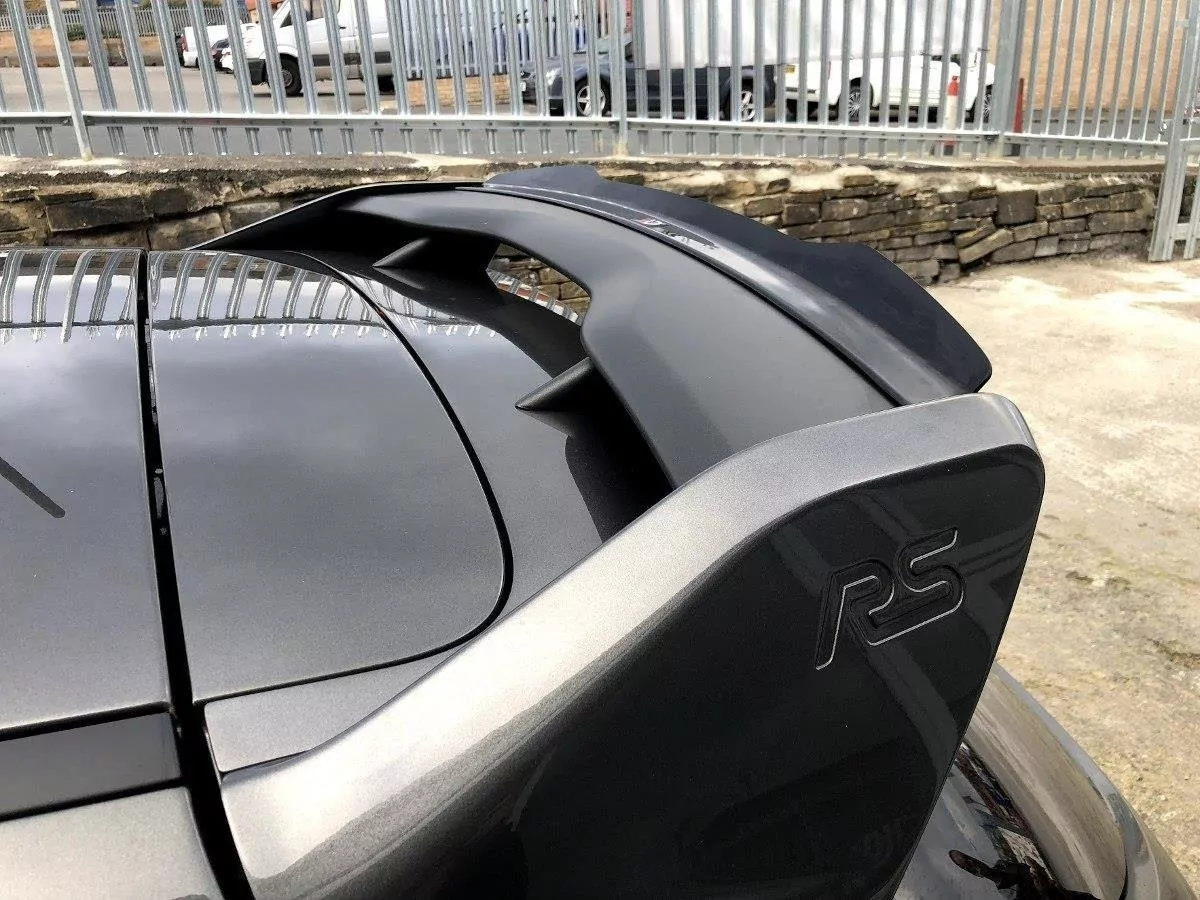 Spoiler CAP Passend Für V.2 Passend Für FORD FOCUS 3 RS Schwarz Hochglanz Schwarz Hochglanz