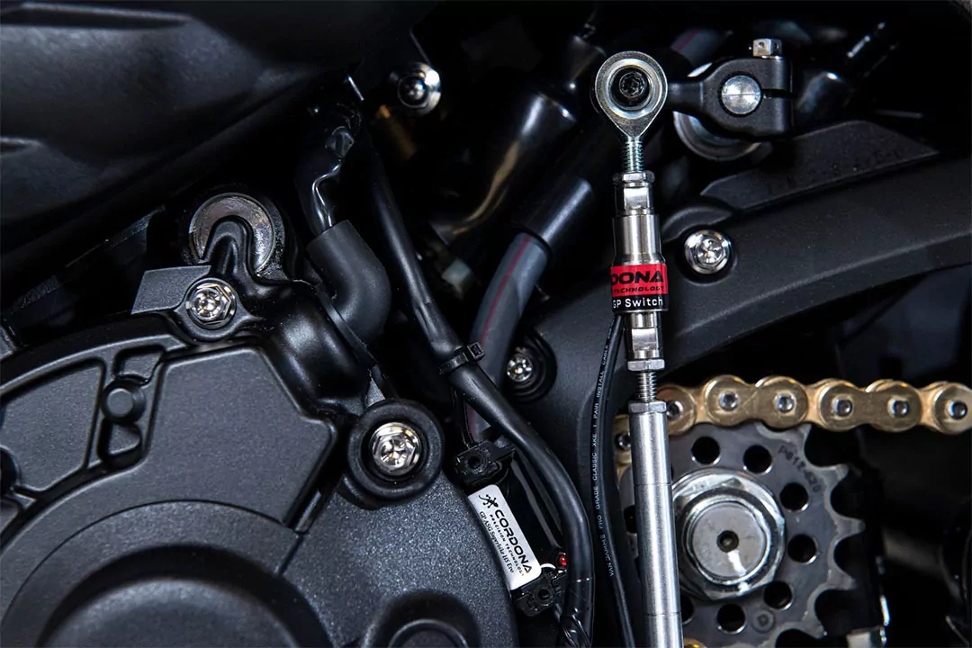 Cordona 426Evo GP ASG Superbike Quickshifter mit Blipperfunktion für Triumph Street Triple 765 1050 R