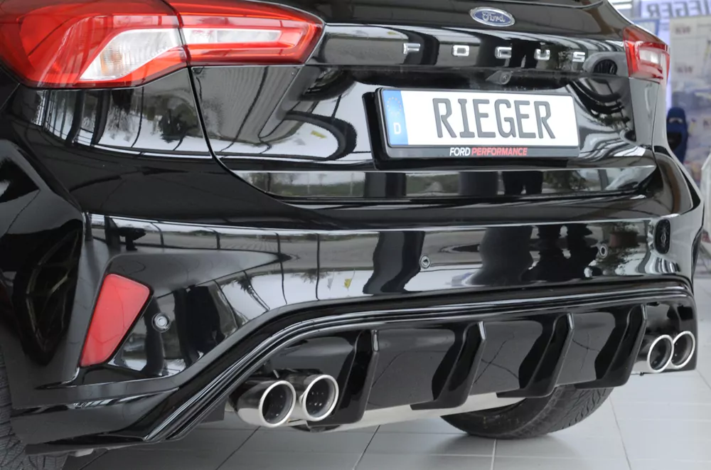 Rieger Heckeinsatz glanz schwarz für Ford Focus 4 ST (DEH) 5-tür. (Schrägheck) 04.22- (ab Facelift)