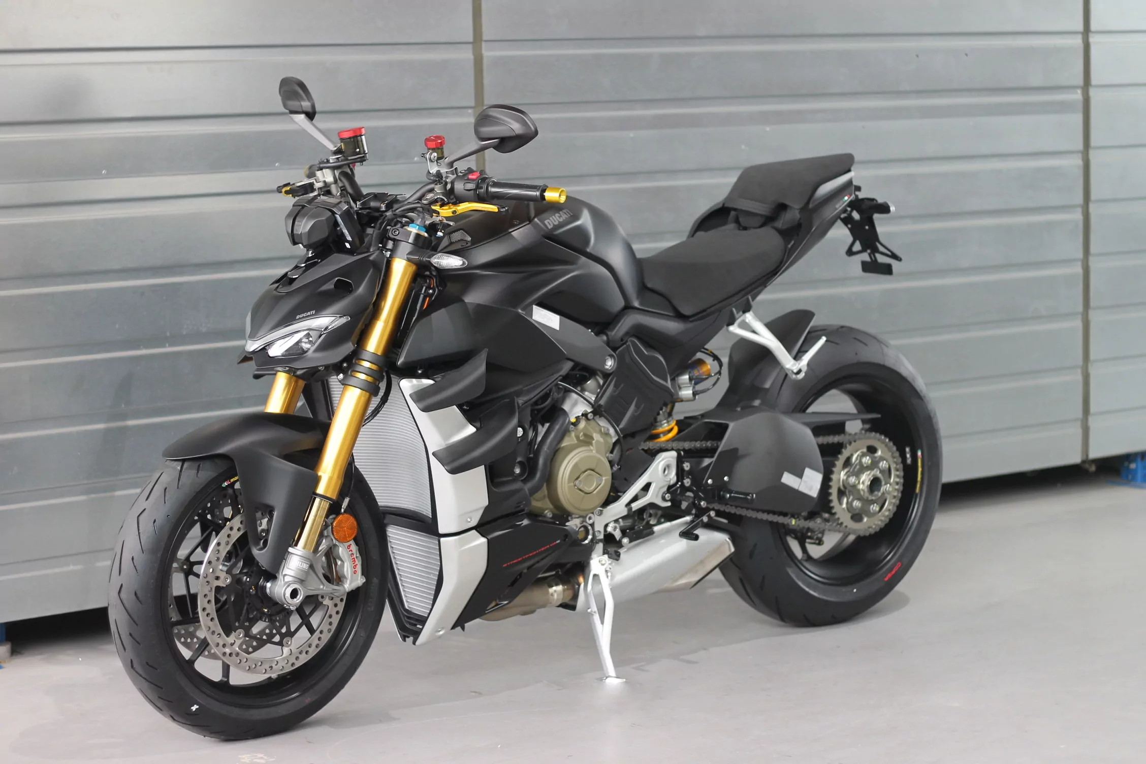 MG Biketec Sportfussrastenanlage / Rastenanlage / Fußrastenanlage mit ABE, gültig in D - A - CH für Ducati Streetfighter V4 / V4 S ab 2020