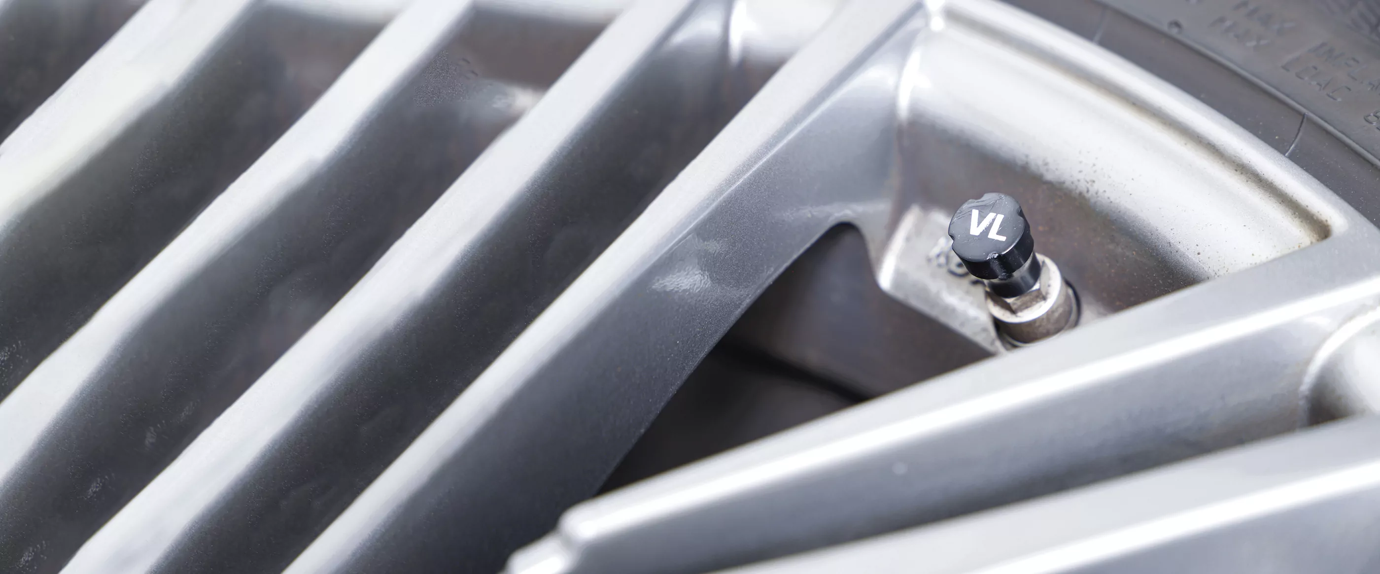 Kunststoff-Ventilkappen-Satz | zur Reifenmarkierung | 8-tlg.