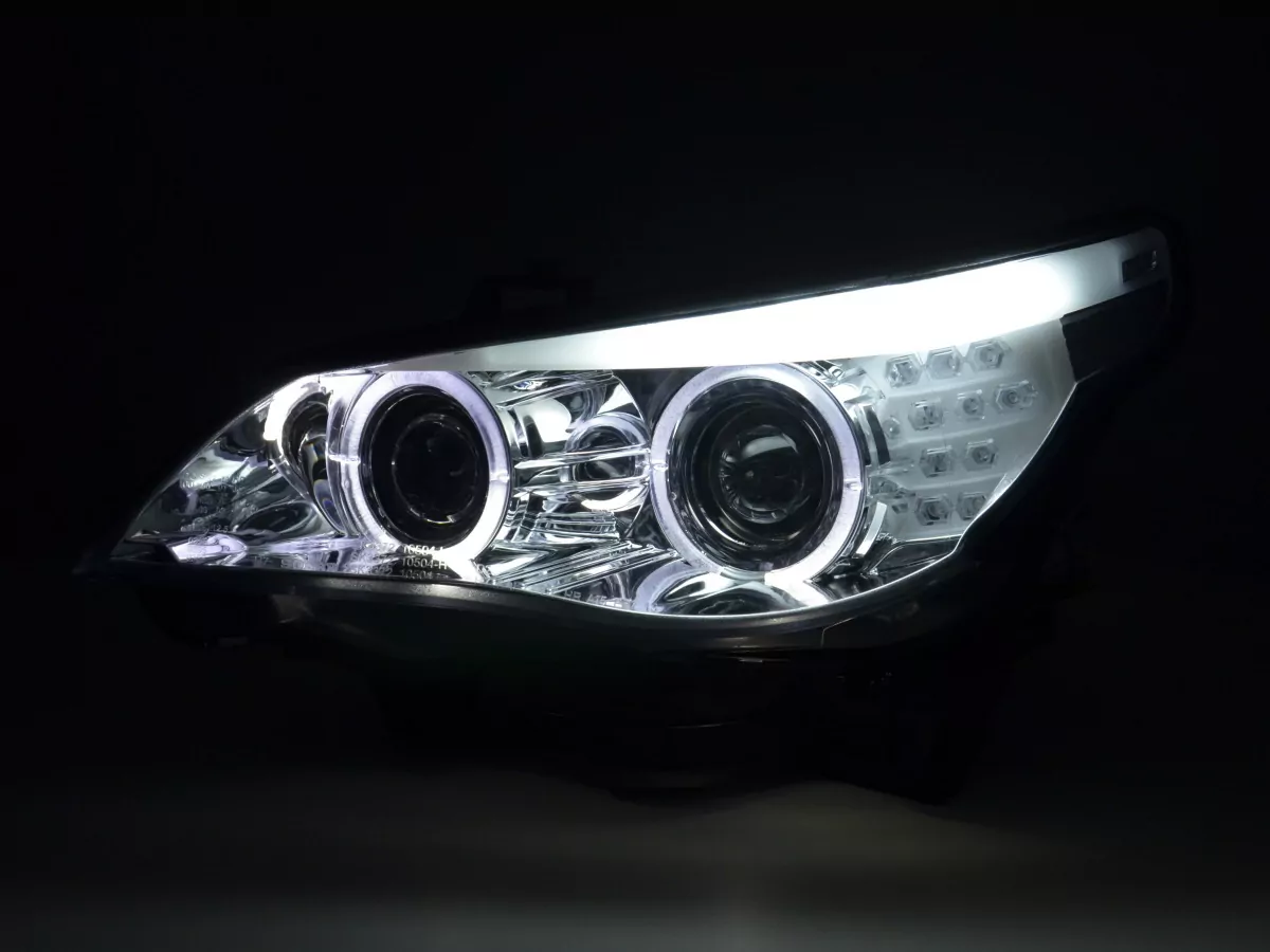 Scheinwerfer Set Xenon Angel Eyes LED BMW 5er E60/E61 Bj. 05-07 chrom