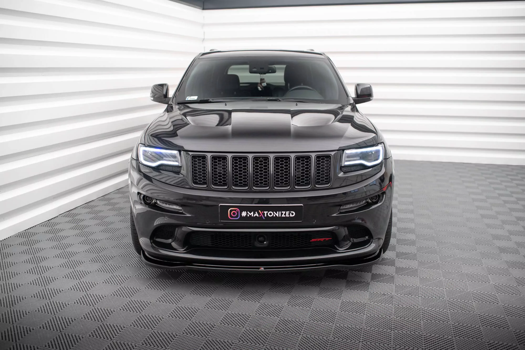 Front Ansatz Für Jeep Grand Cherokee SRT WK2 Facelift Schwarz Hochglanz