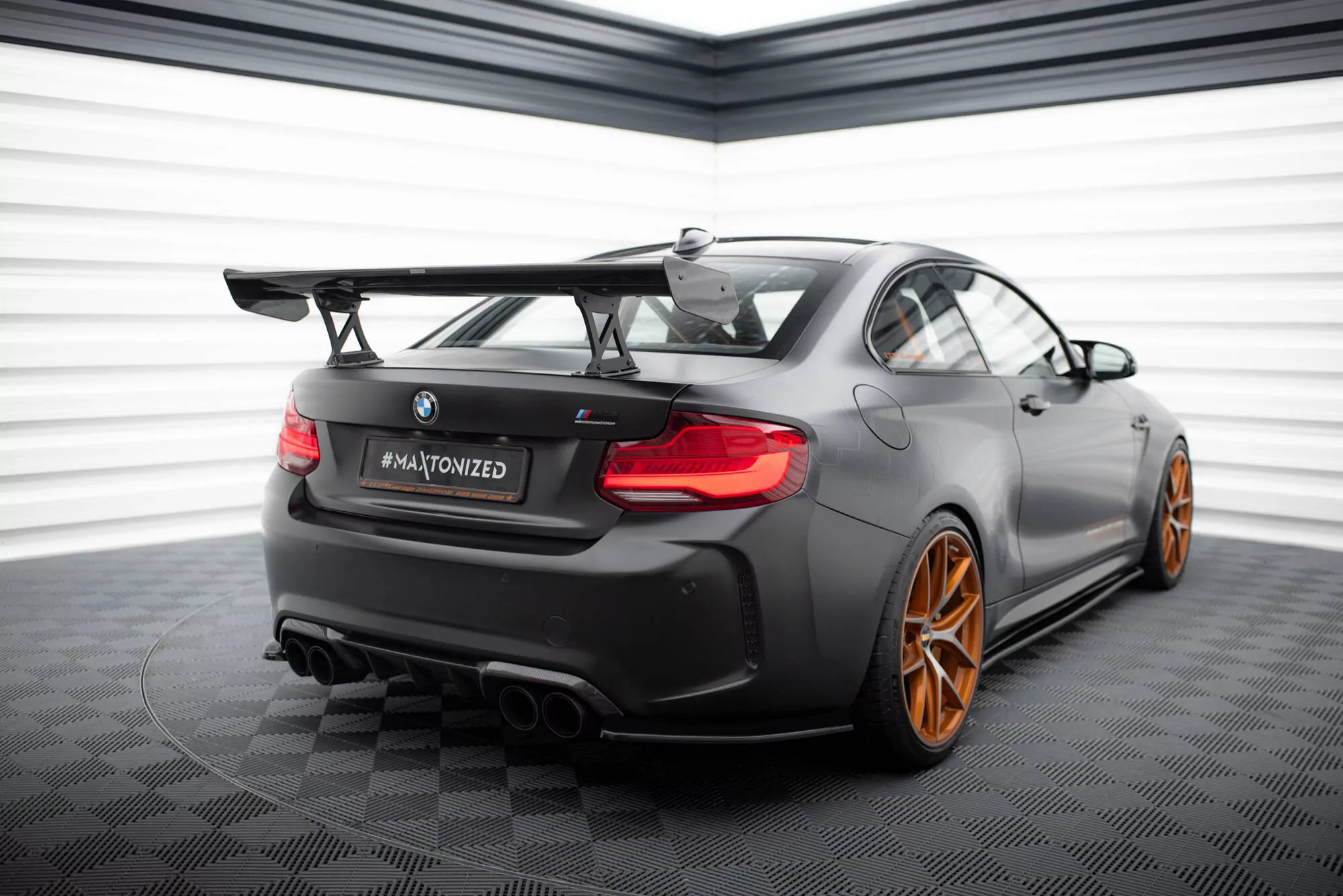 Carbon Spoiler With Internal Brackets Uprights  BMW M2 F87 / 2 / 2 M-Paket F22