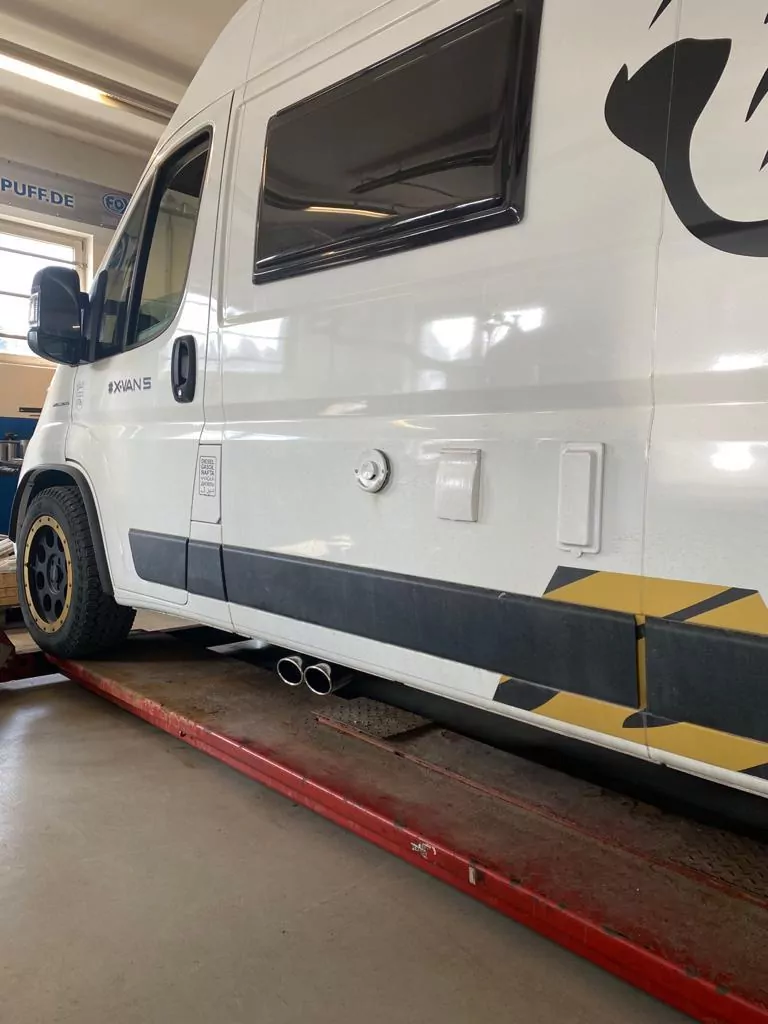 Fiat Ducato Wohnmobil  Endrohr Ausgang zur Fahrerseite - 2x115x85 Typ 38