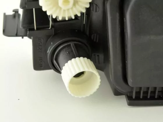 Verschleißteile Scheinwerfer links VW Polo Classic (Typ 6KV) Bj. 00-01