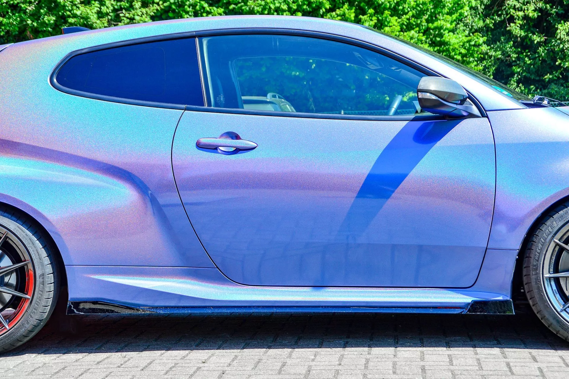 Seitenschweller mit Wings vorne und hinten für Toyota Yaris GR