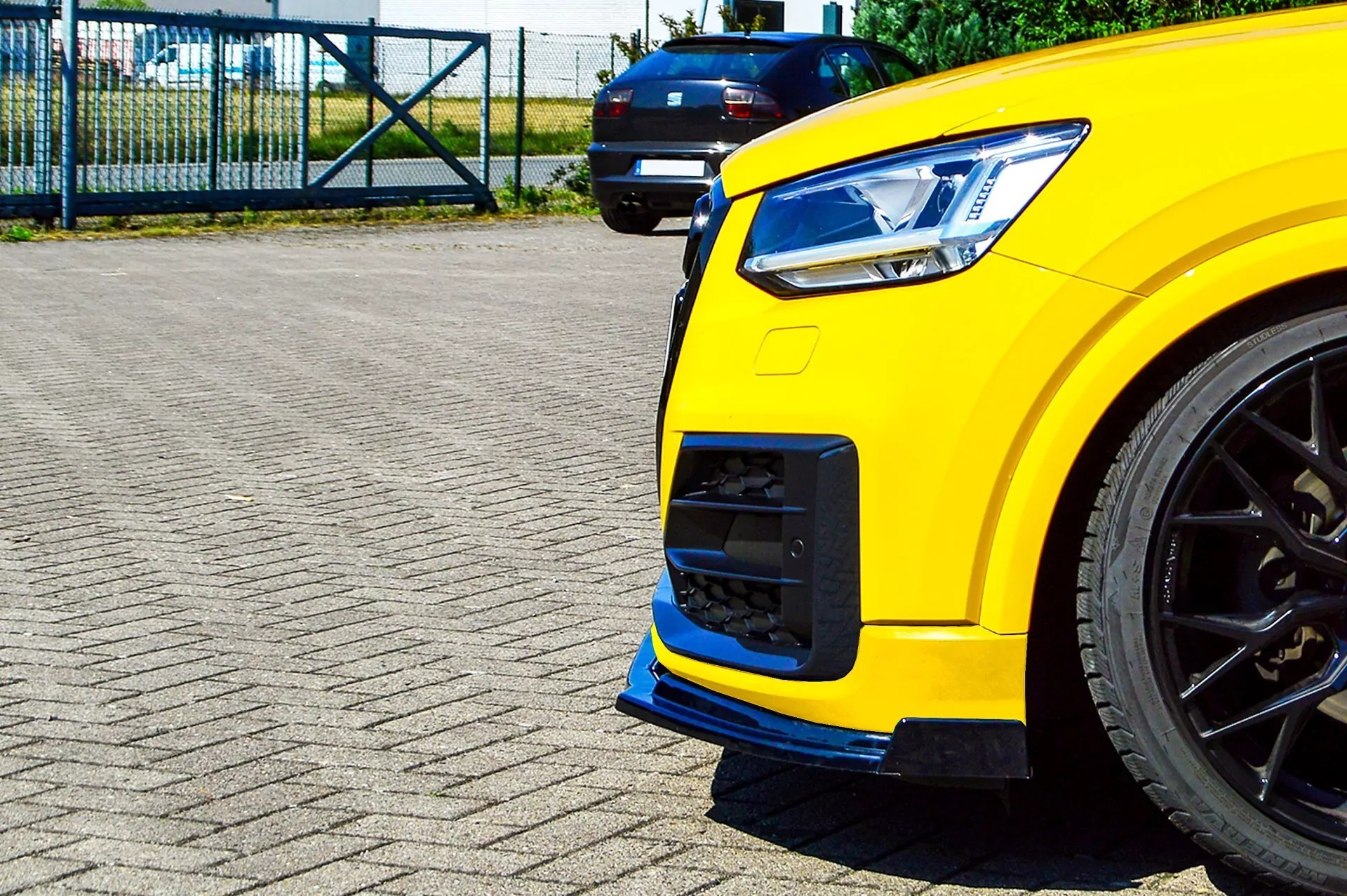 Cup Frontspoilerlippe mit Wing für Audi Q2 Sport GA aus ABS