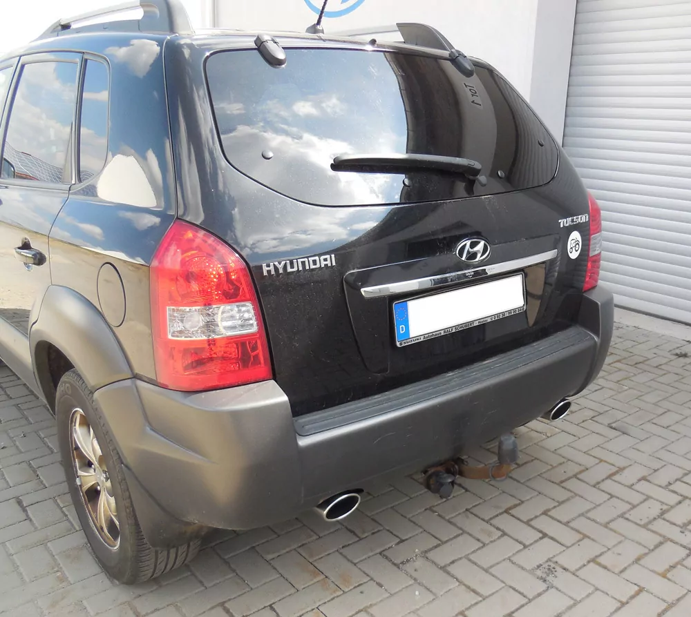 Hyundai Tucson 2,0l - JM  Endschalldämpfer quer Ausgang rechts/links - 115x85 Typ 32 rechts/links