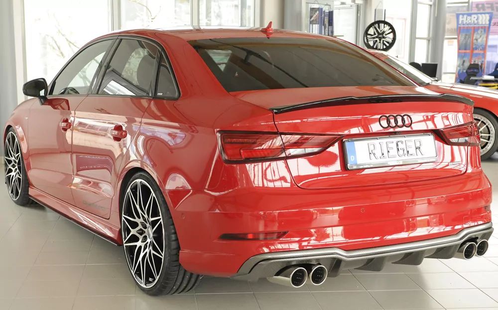Rieger Heckeinsatz für Audi A3 (8V) - 5-tür. (Limousine 8VS) 09.16- (ab Facelift) carbon optik