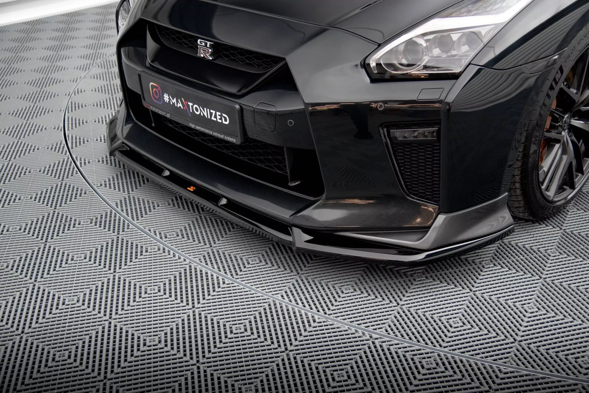 Front Ansatz V.2 Für Nissan GTR R35 Facelift Schwarz Hochglanz