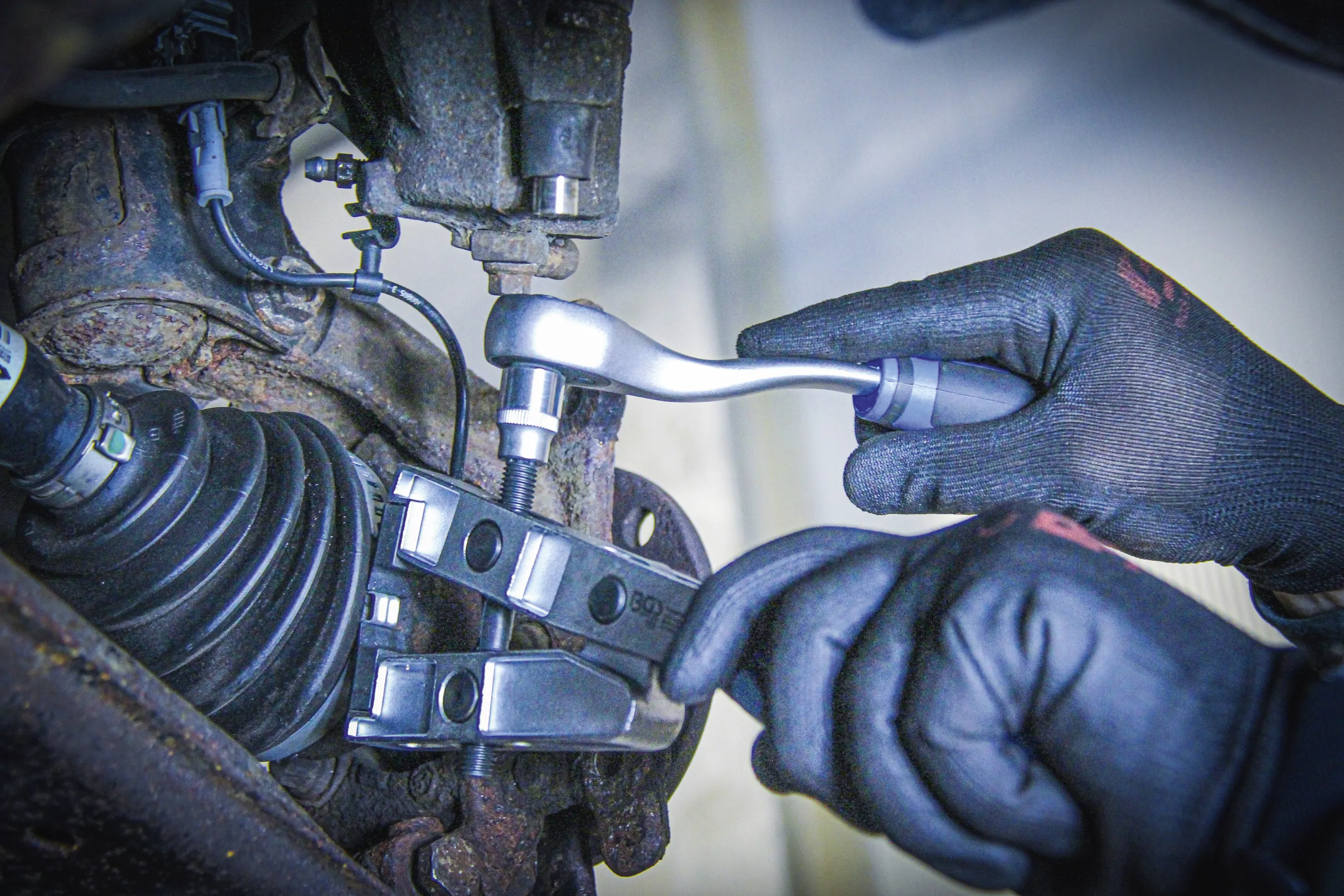 Achsmanschetten-Klemmen-Zange | Drehmomentbetrieb