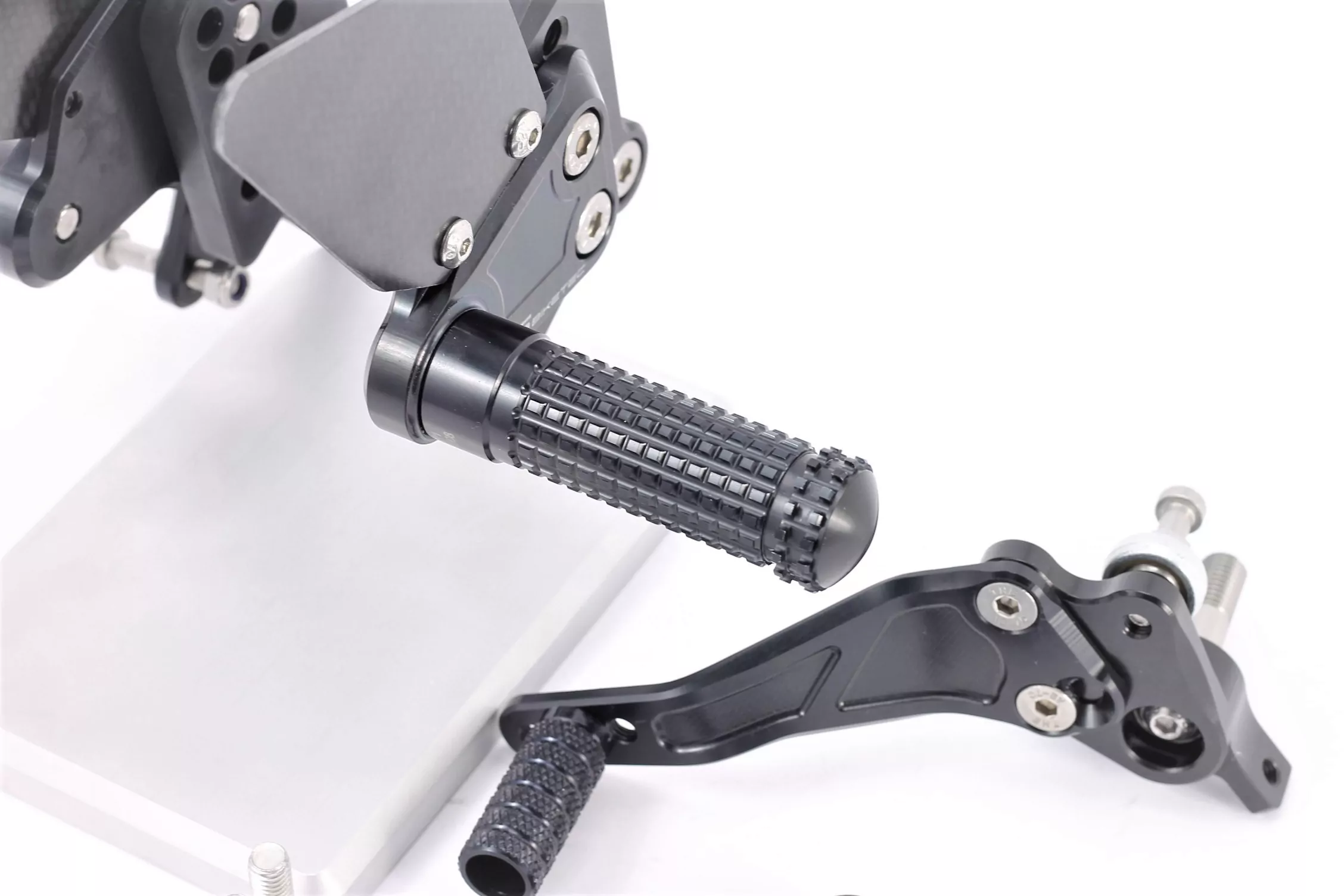 MG Biketec Sportfussrastenanlage / Rastenanlage / Fußrastenanlage mit ABE, gültig in D - A - CH für Ducati 748 ab 1995-1997