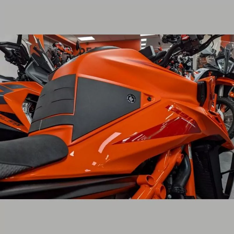 Eazi-Grip WRAP Tank Traction Pads KTM 1390 Super Duke 2024-