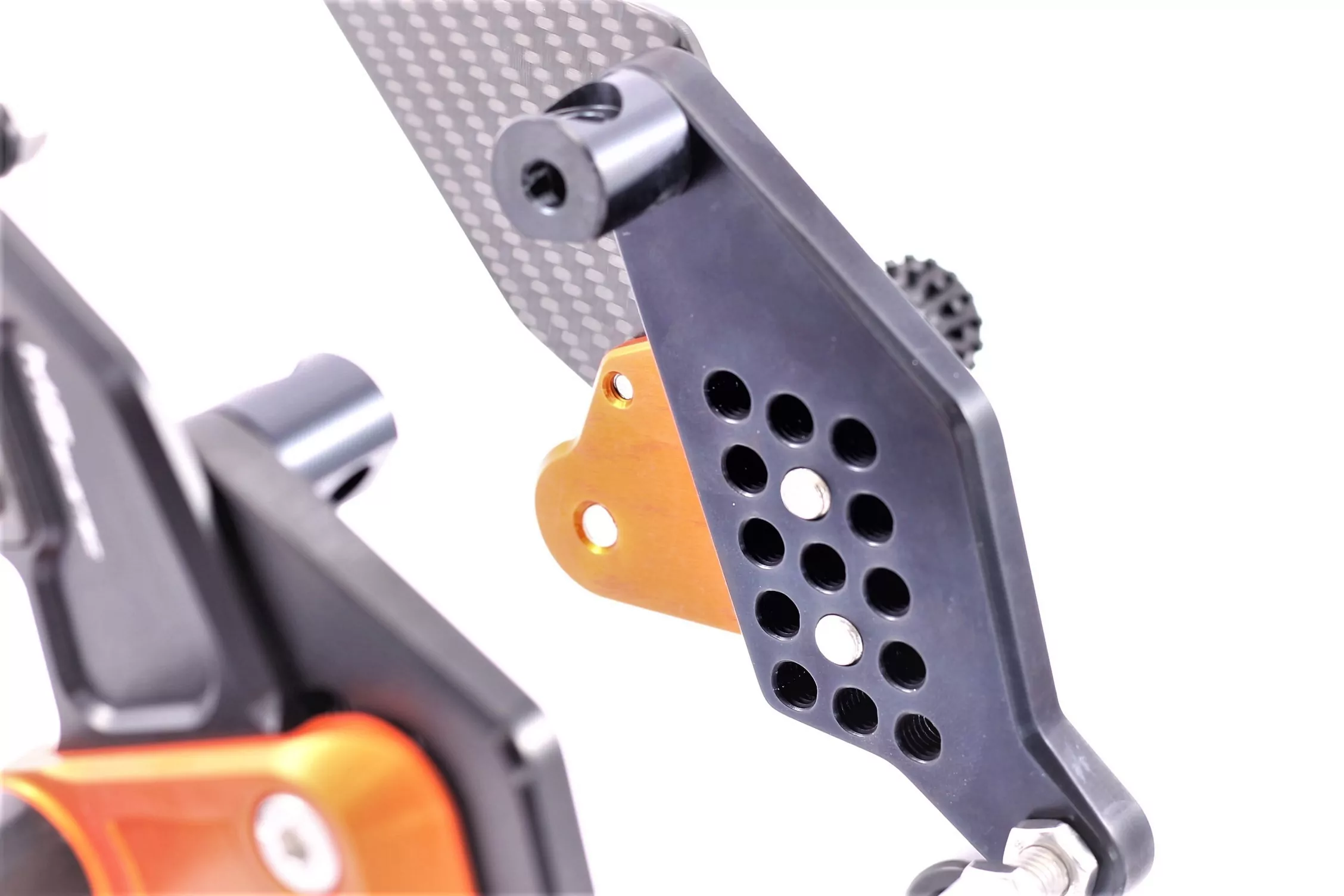 MG Biketec Sportfussrastenanlage / Rastenanlage / Fußrastenanlage mit ABE, gültig in D - A - CH für KTM 690 Duke ab 2016