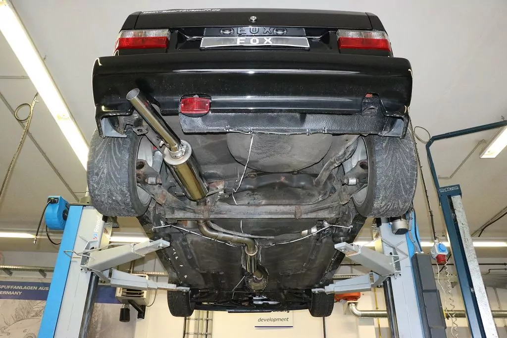 VW Golf I Cabrio  Endschalldämpfer Ø63,5mm - 1x63,5 Typ 10 nach links führend