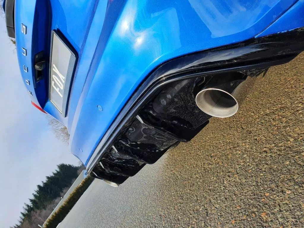 Ford Focus IV ST-Line - starre Hinterachse  Endschalldämpfer Ausgang rechts/links - 1x100 Typ 25 rechts/links