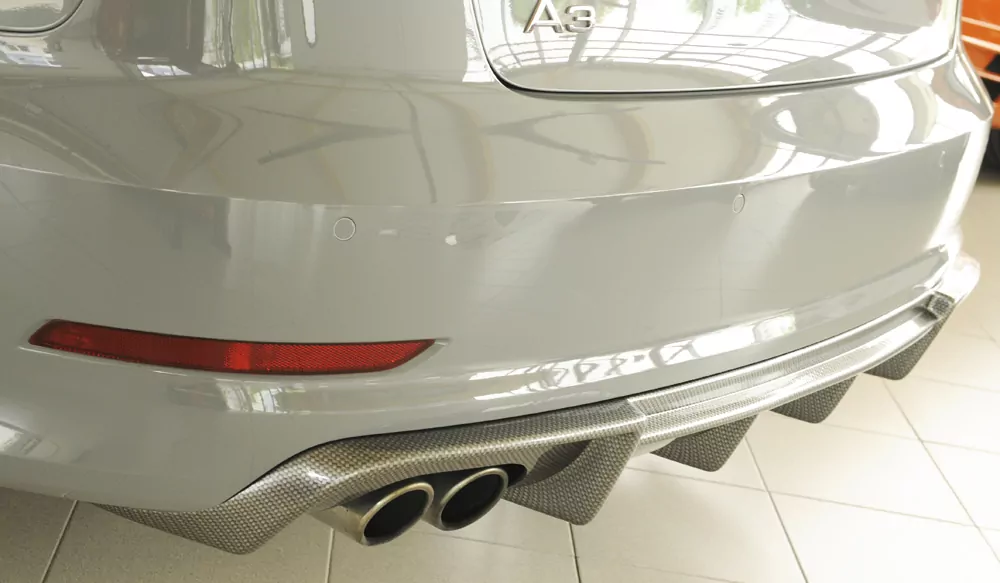 Rieger Heckeinsatz für Audi A3 (8V) - 5-tür. (Limousine 8VS) 07.12-08.16 (bis Facelift) carbon optik