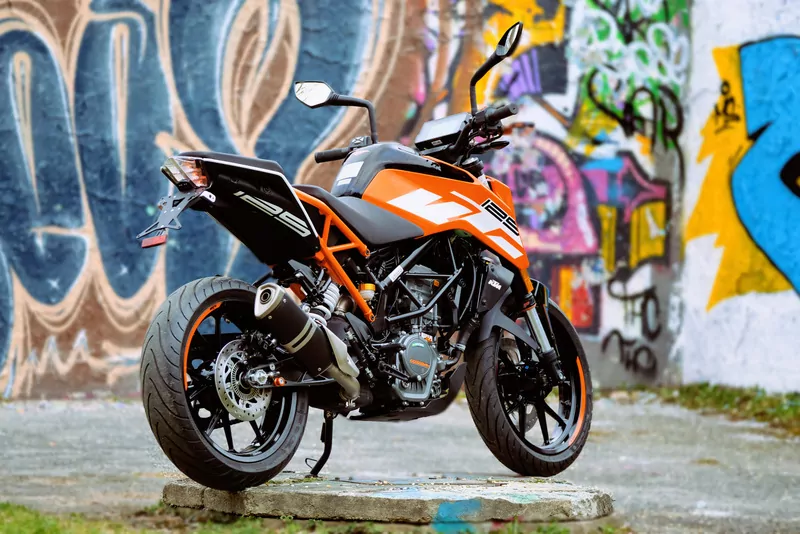 Kurzes Heck - Kennzeichenträger - Kennzeichenhalter für KTM 125 Duke ab 2017-2019