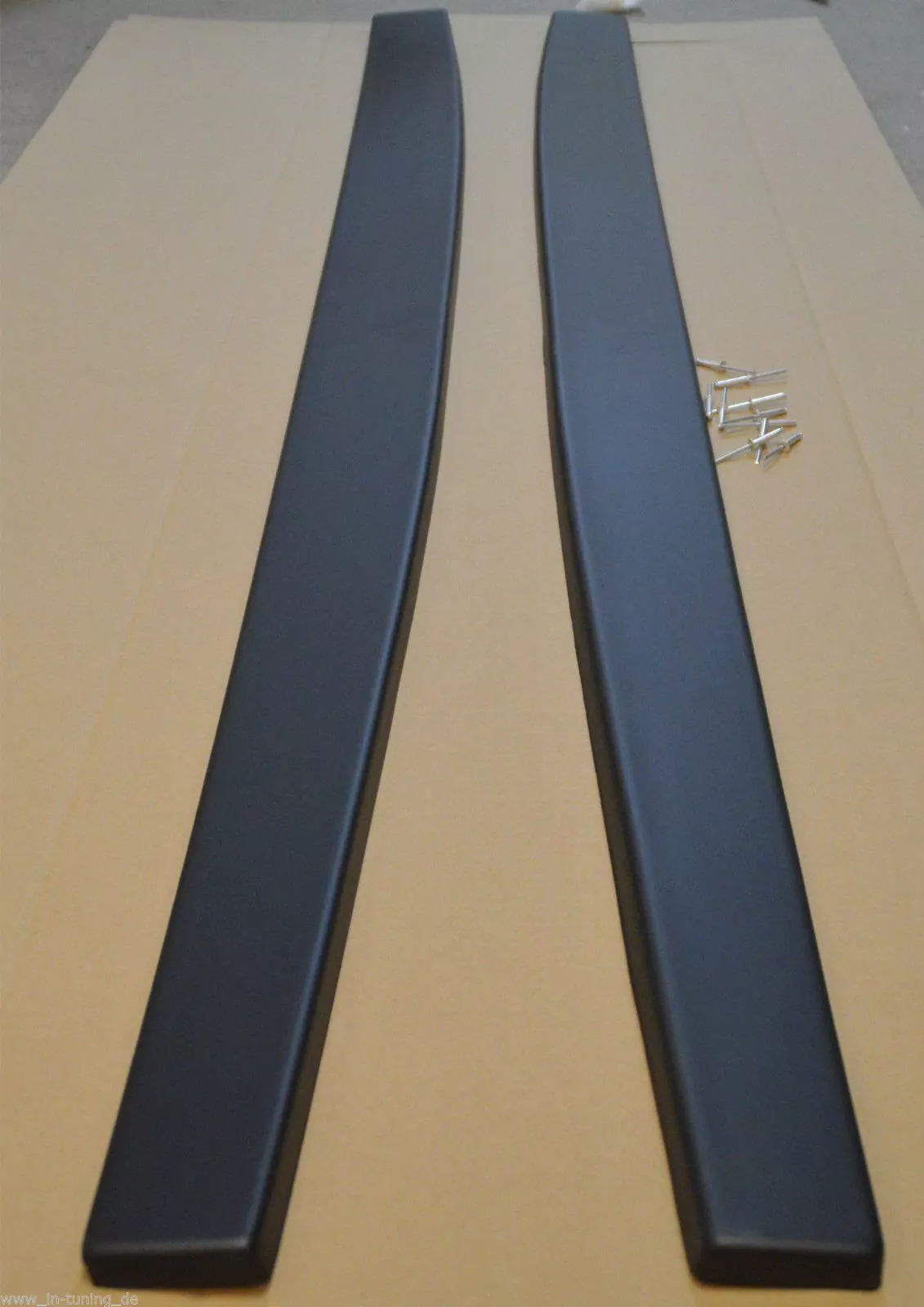 Seitenschweller im Cup Look für Nissan Micra 5 K14