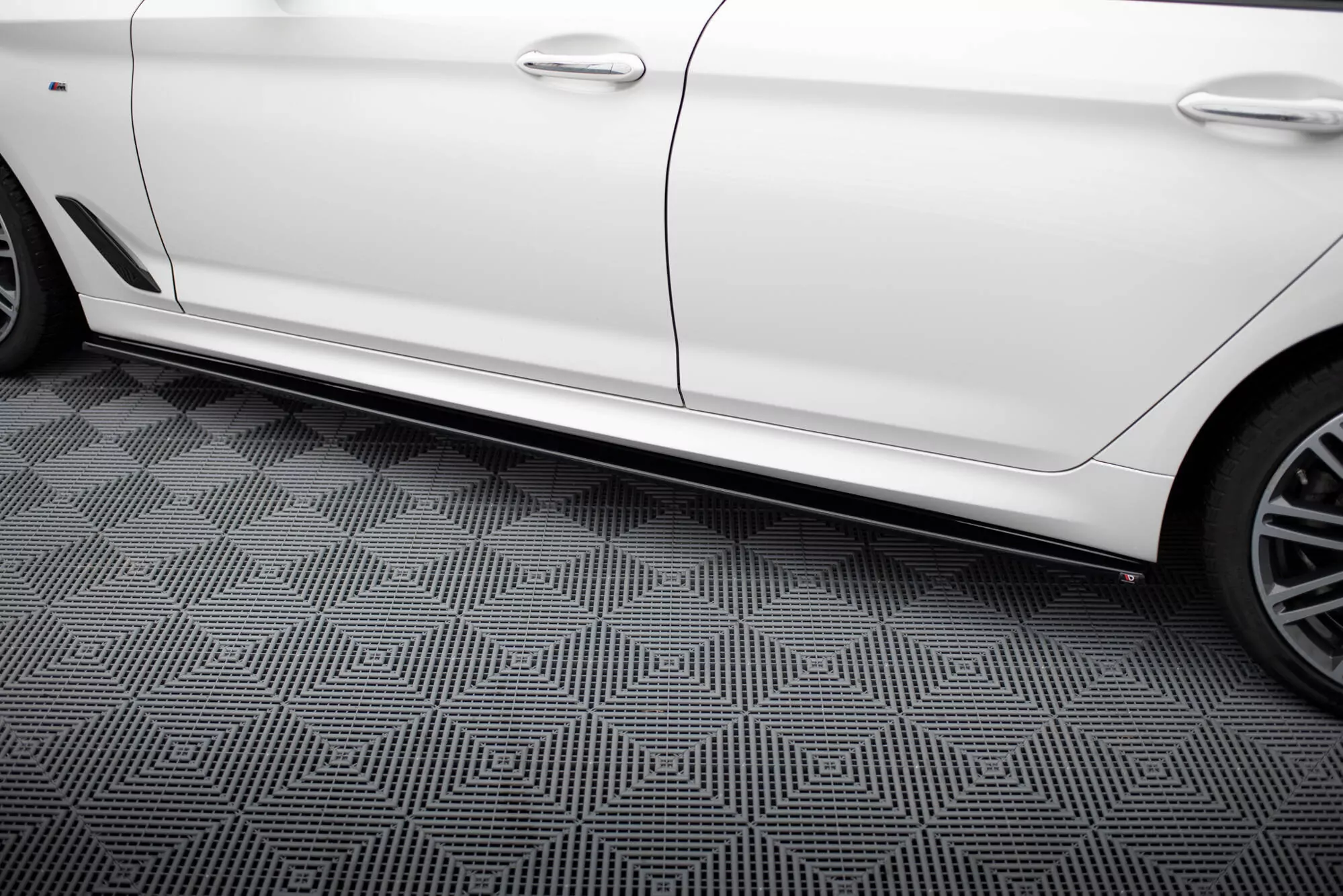 Seitenschweller Ansatz Passend Für Passend Für BMW 5er G30/ G31 M-Paket Schwarz Hochglanz Schwarz Hochglanz