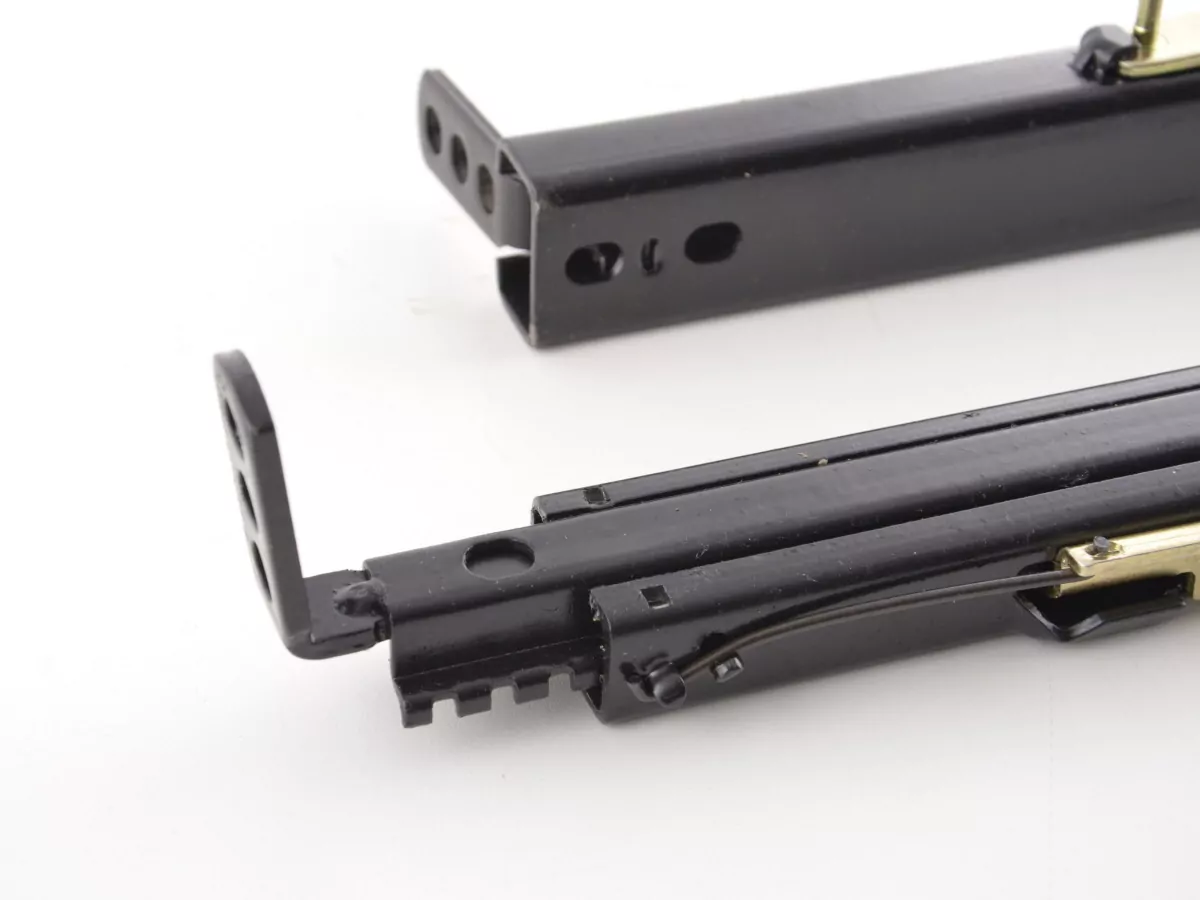 Laufschienen Set für Sportsitze universal mit Verstellbügel